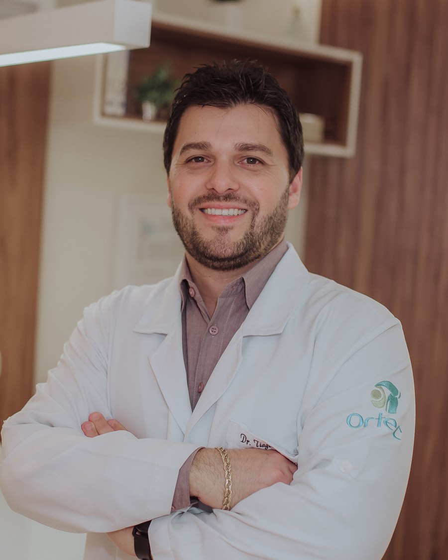 Dr. Tiago Lucarelli, ortopedista